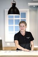 Tiraholms hotell