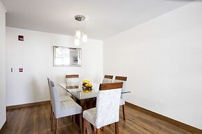UR Place Rentals -2Bdrm Canvas Miraflore