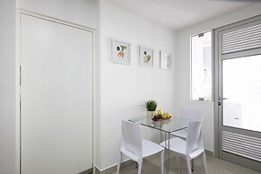 UR Place Rentals -2Bdrm Canvas Miraflore