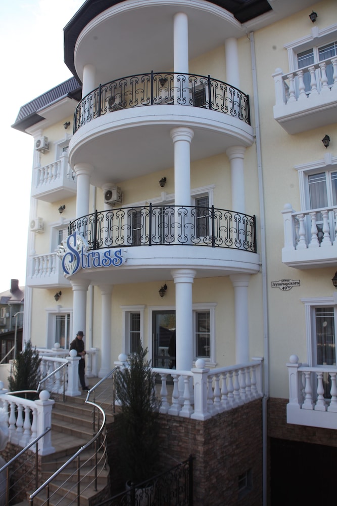 Strass Hotel