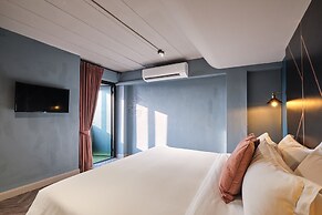 Ratchada Boutique Hotel