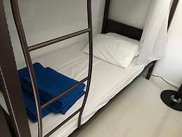 Island Hostel Bayan Lepas Airport