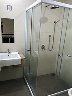 Island Hostel Bayan Lepas Airport