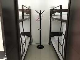 Island Hostel Bayan Lepas Airport