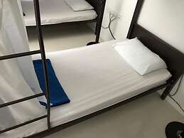Island Hostel Bayan Lepas Airport