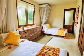 Villa Atas Awan