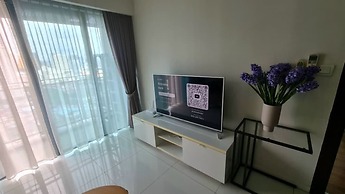 Summer Suites Residences By Plush