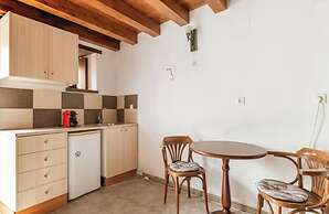 Goulas Traditional Guesthouse