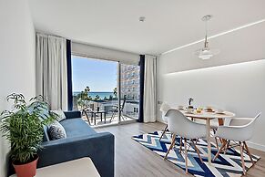 Carihuela Suites