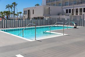 Carihuela Suites