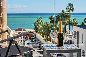 Carihuela Suites