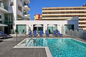 Carihuela Suites