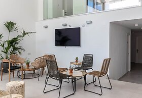 Carihuela Suites