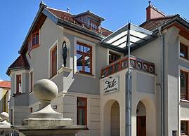 Dali ApartHotel