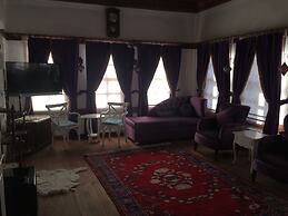 Kuscu Han Otel