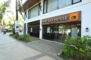 Camaya Coast Hotel