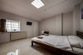 Ostriv Hostel