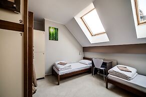 Ostriv Hostel