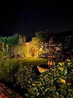 Home Farm & Lodge