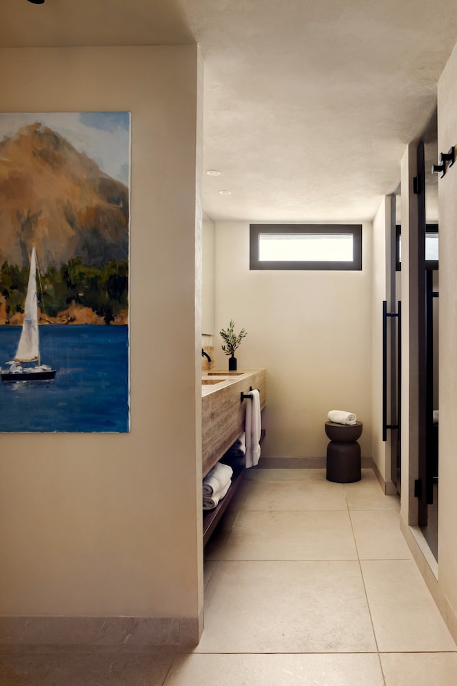 Anfitrión Villas & Suites