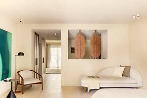 Anfitrión Villas & Suites
