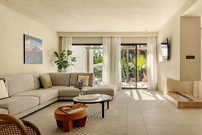 Anfitrión Villas & Suites