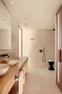 Anfitrión Villas & Suites