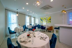 Yu Hotel