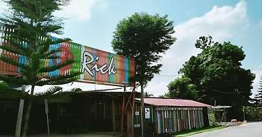 Rick Resort Teluk Intan