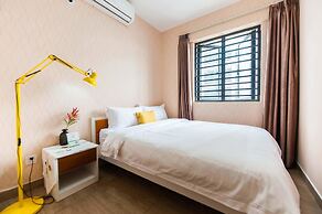 CiCi House