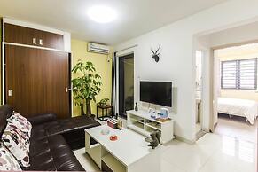 CiCi House