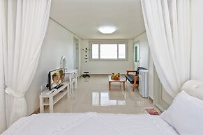 Naerimong Beach Pension