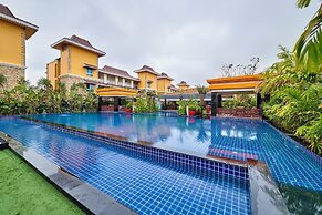 Mayfair Lake Resort