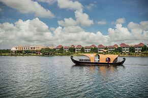 Mayfair Lake Resort