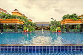 Mayfair Lake Resort