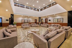 Mayfair Lake Resort