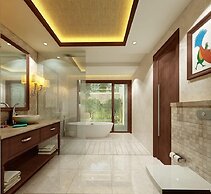 Mayfair Lake Resort