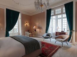 Dear Lisbon -Valmor Palace
