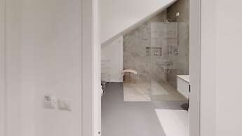 The Design Lab&B