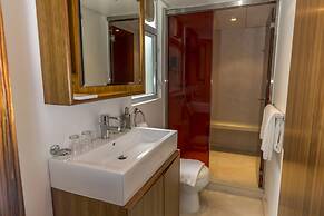 Homy Residence