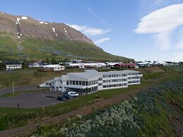 The Cliff Hotel