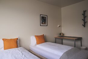 The Cliff Hotel