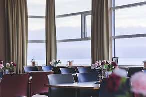 The Cliff Hotel