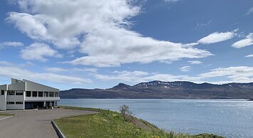 The Cliff Hotel