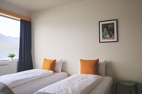 The Cliff Hotel