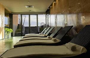 Sirius Beach Hotel & SPA