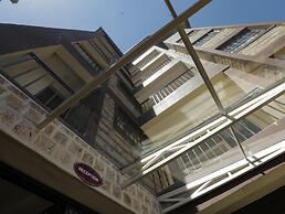 67 Athi Hotel