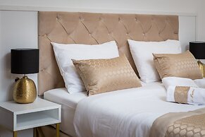 Le Premier Luxury Rooms