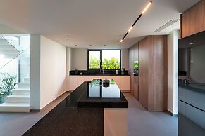 Momentum Villas