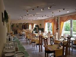 Hotel Merkur Garni